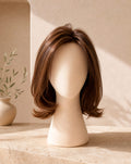 AURA, multi topper de cabello humano castaño claro, vista frontal