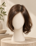 Plus, topper cabello natural castaño, vista frontal